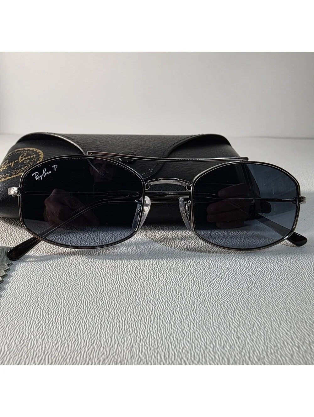 Ray-Ban RB3719 Oval Polarized Sunglasses -Gunmetal Frame /Blue Lenses W/Case